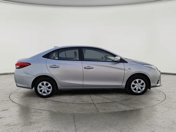 تويوتا يارس Y 2022 