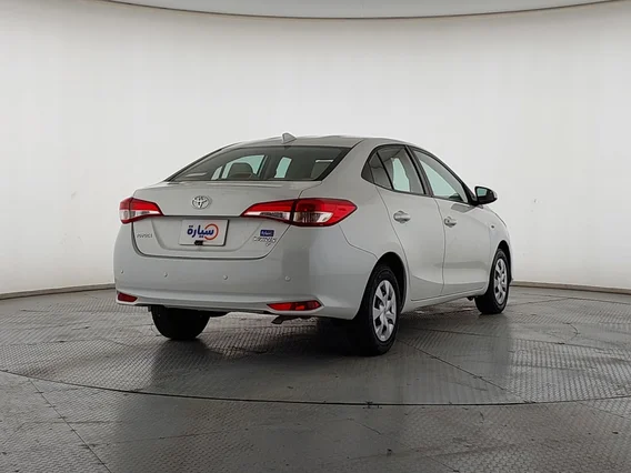تويوتا يارس Y 2021 