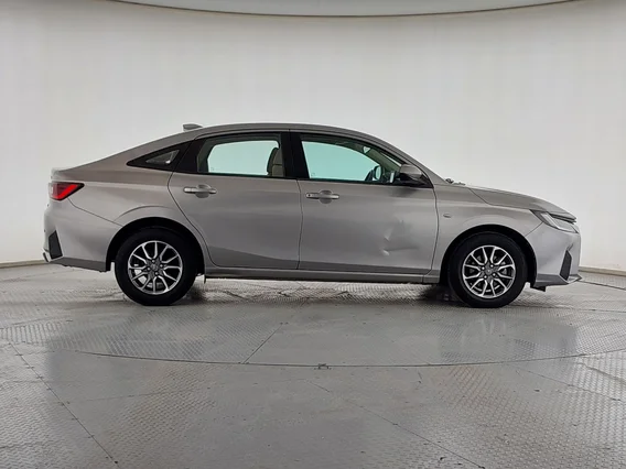 تويوتا يارس Y 2023 