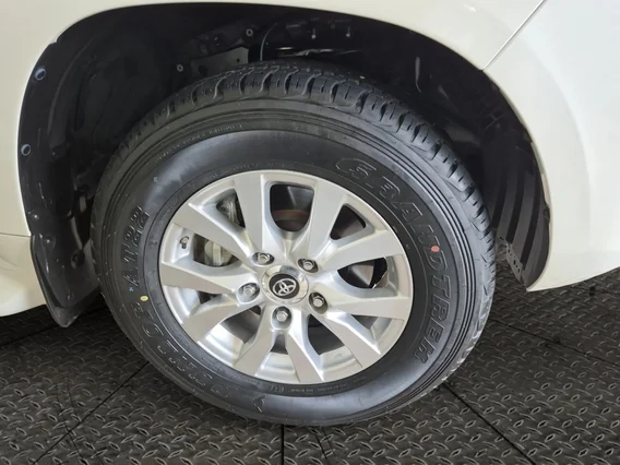 Toyota Land Cruiser GXR 2021 