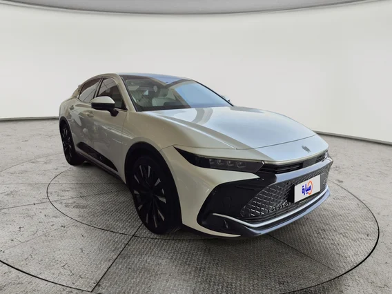 تويوتا كراون Majesta 2023 