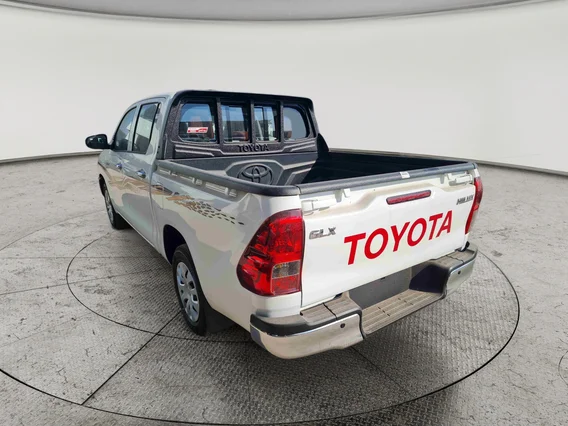 تويوتا هايلكس GLX 2026 