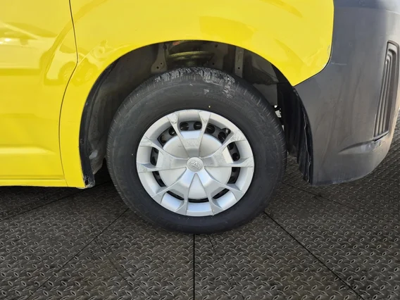 تويوتا هايس ثلاجة  2021 