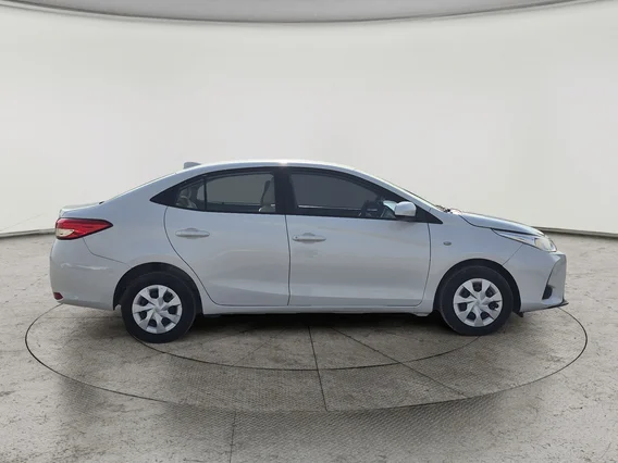 تويوتا يارس Y 2022 