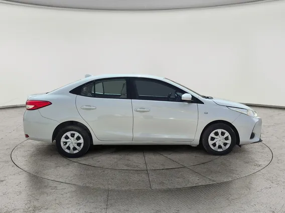 تويوتا يارس Y 2022 