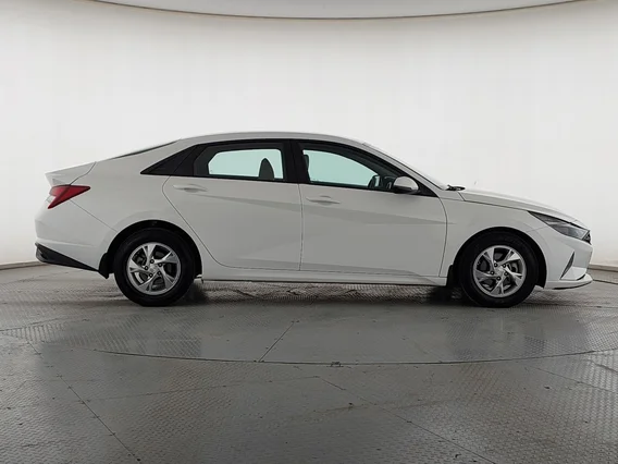 Hyundai Elantra Fleet 2022 