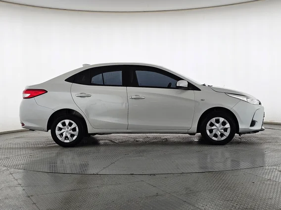 تويوتا يارس Y 2022 