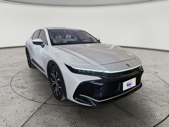 Toyota Crown Premium 2023 