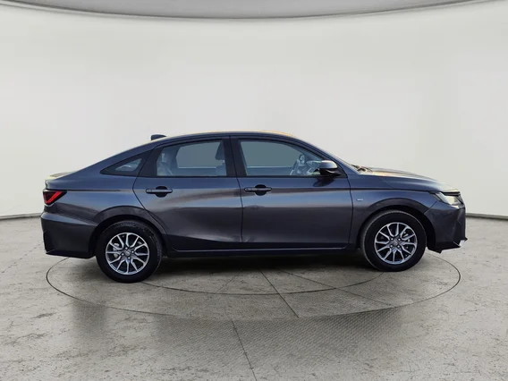 تويوتا يارس Y 2023 