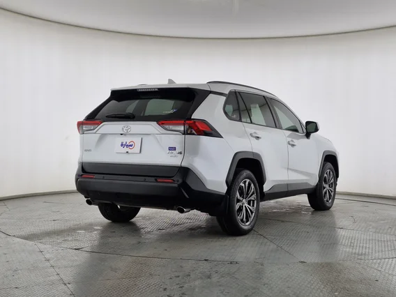 تويوتا راف فور XLE 2024 