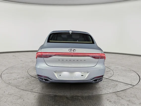Hyundai Grandeur  2020 