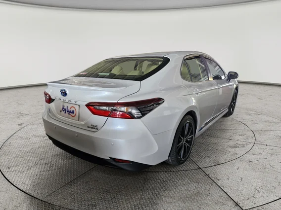 تويوتا كامري GLE HEV  2024 