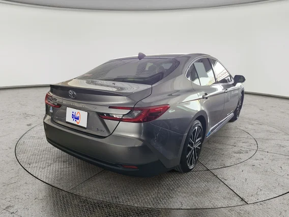 تويوتا كامري LE HEV 2025 