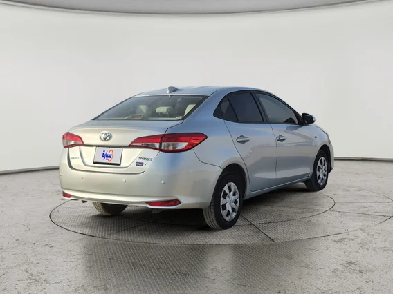 Toyota Yaris  Y 2022 