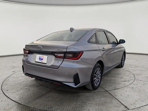 تويوتا يارس Y 2023 