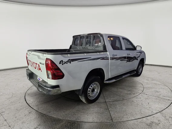 تويوتا هايلكس DLX 2022 دبل