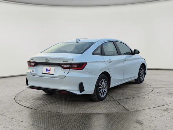 تويوتا يارس Y 2023 