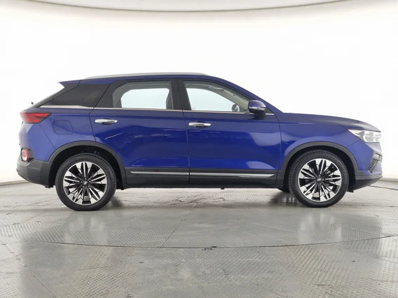 FAW Bestune T77  2023 