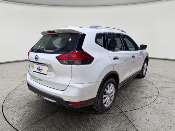 Nissan Xtrail S 5 Seats 2022 دبل