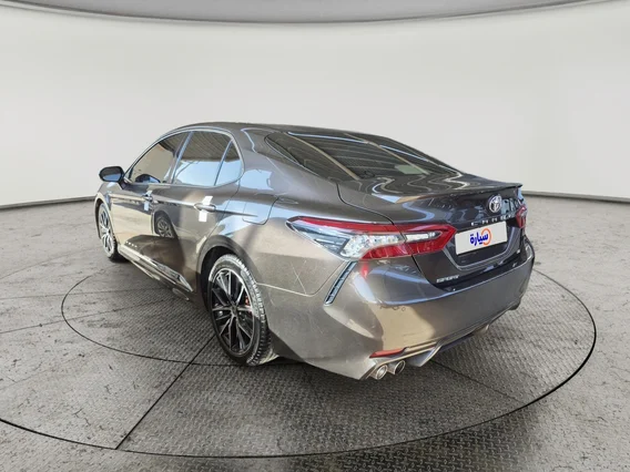 تويوتا كامري جراندي 2023 