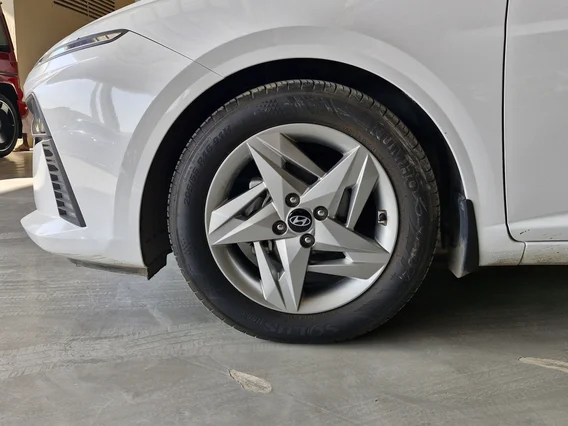 هيونداي اكسنت سمارت 2024 