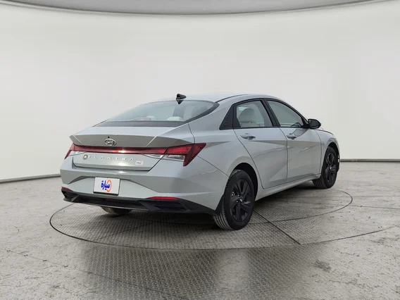 Hyundai Elantra Smart 2023 