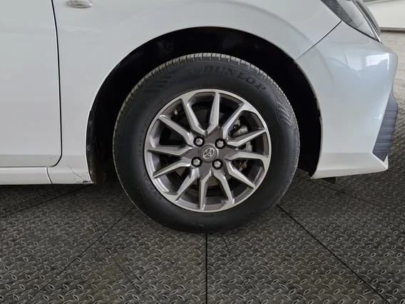 Toyota Yaris  Y 2023 