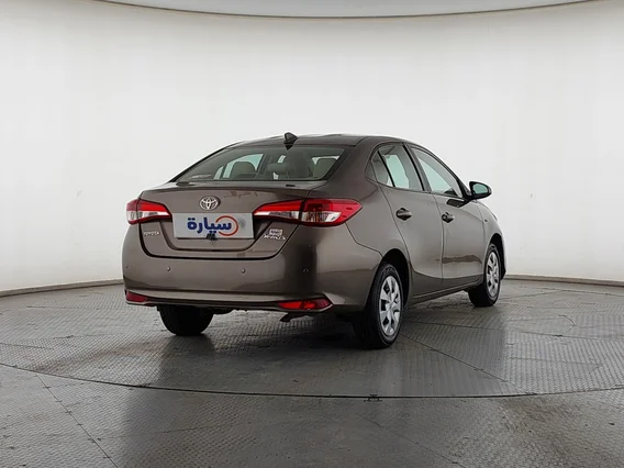 تويوتا يارس Y 2021 