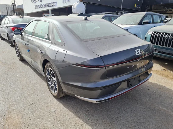 هيونداي ازيرا كلاسيك 2026 