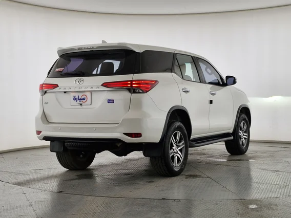 تويوتا فورتشنر GX 2021 