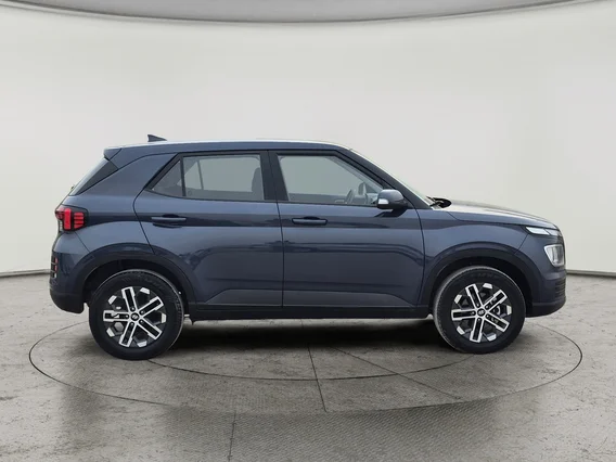 Hyundai Venue Smart 2024 