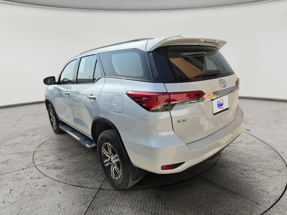 Toyota Fortuner VX 2023 دبل