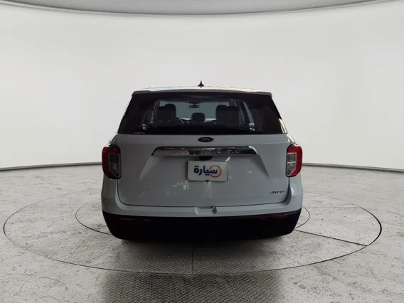 Ford Explorer Standard 2022 