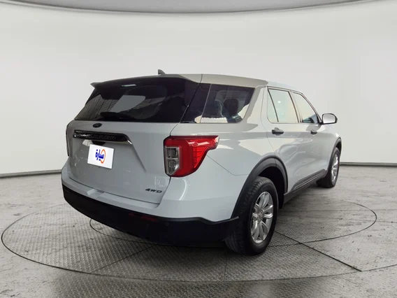 Ford Explorer Standard 2022 