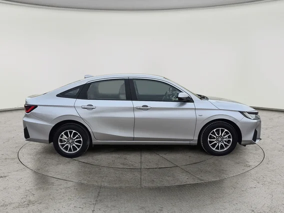 تويوتا يارس Y 2023 