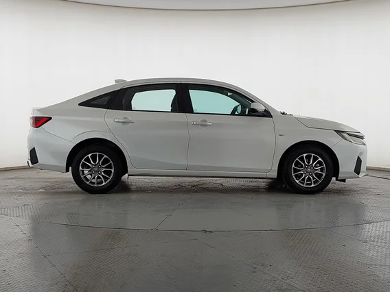 Toyota Yaris  Y 2023 