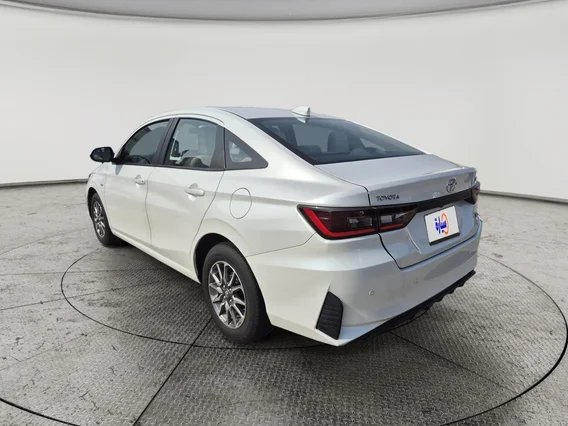 تويوتا يارس Y 2023 