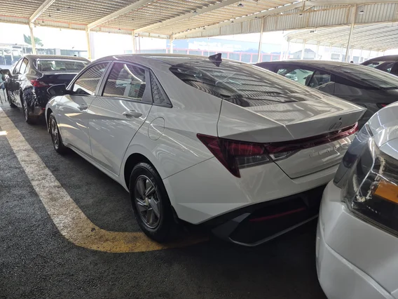 Hyundai Elantra Fleet 2025 