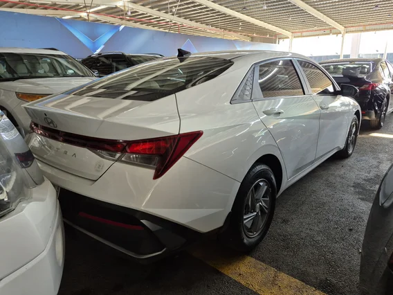 Hyundai Elantra Fleet 2025 