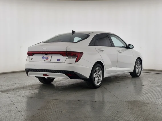 Hyundai Accent Smart 2024 