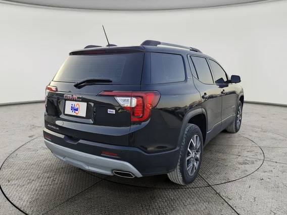 جي إم سي  اكاديا SLE 2023 