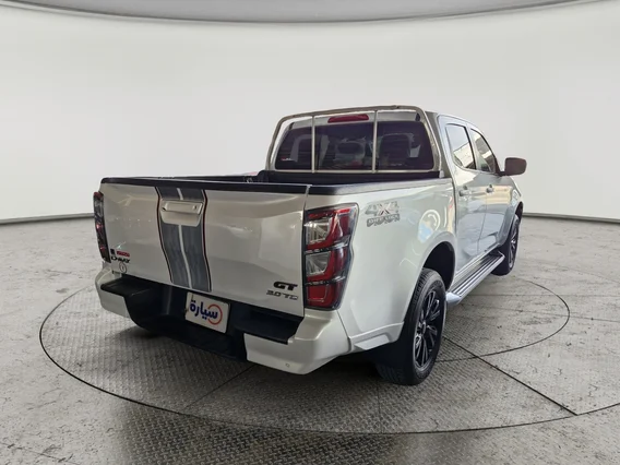 Isuzu D-max GT 2025 دبل
