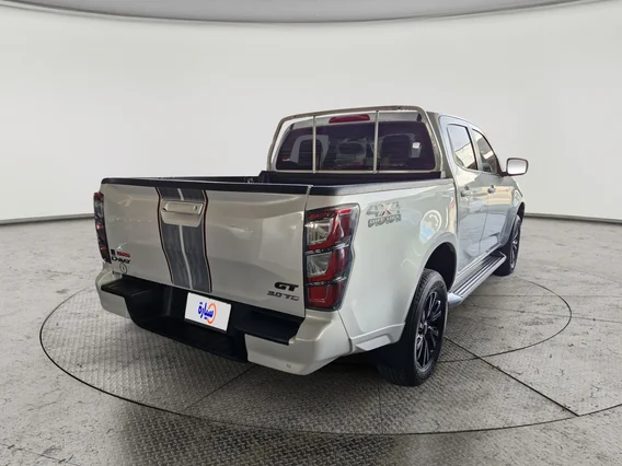 ايسوزو دي ماكس GT 2025 دبل