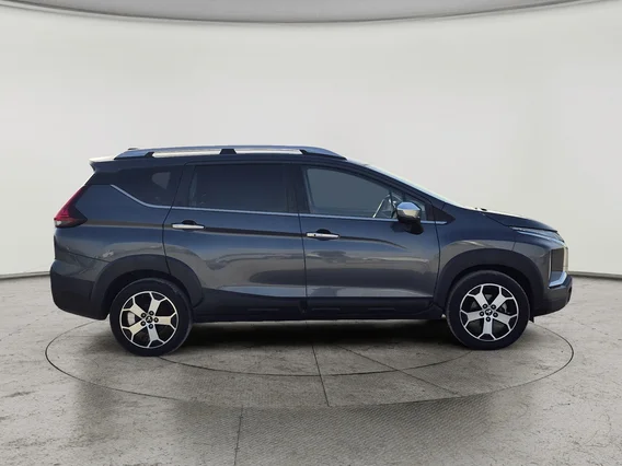 ميتسوبيشي إكسباندر HL 2023 