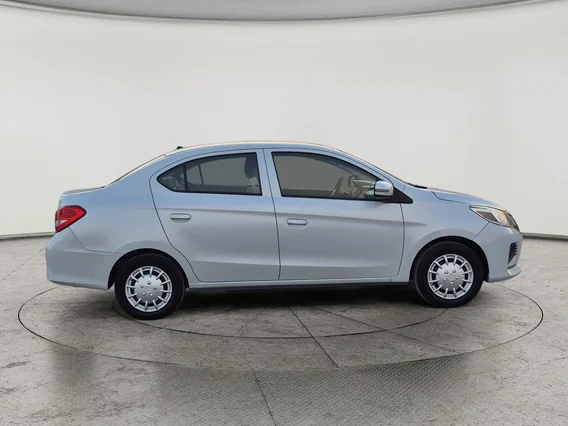 ميتسوبيشي اتراج GLX LL 2021 