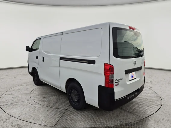 Nissan Urvan NV350 2020 