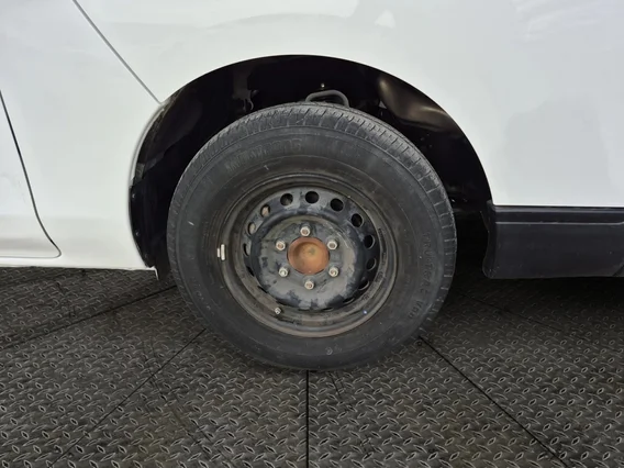 Nissan Urvan NV350 2020 