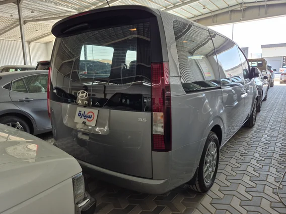 Hyundai Staria Smart 9 ST 2026 