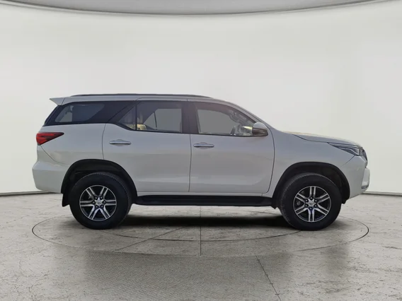 Toyota Fortuner VX 2022 دبل