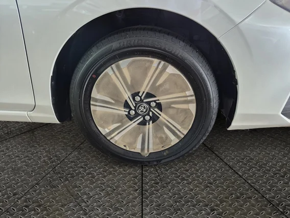 Toyota Yaris  Y Plus 2026 